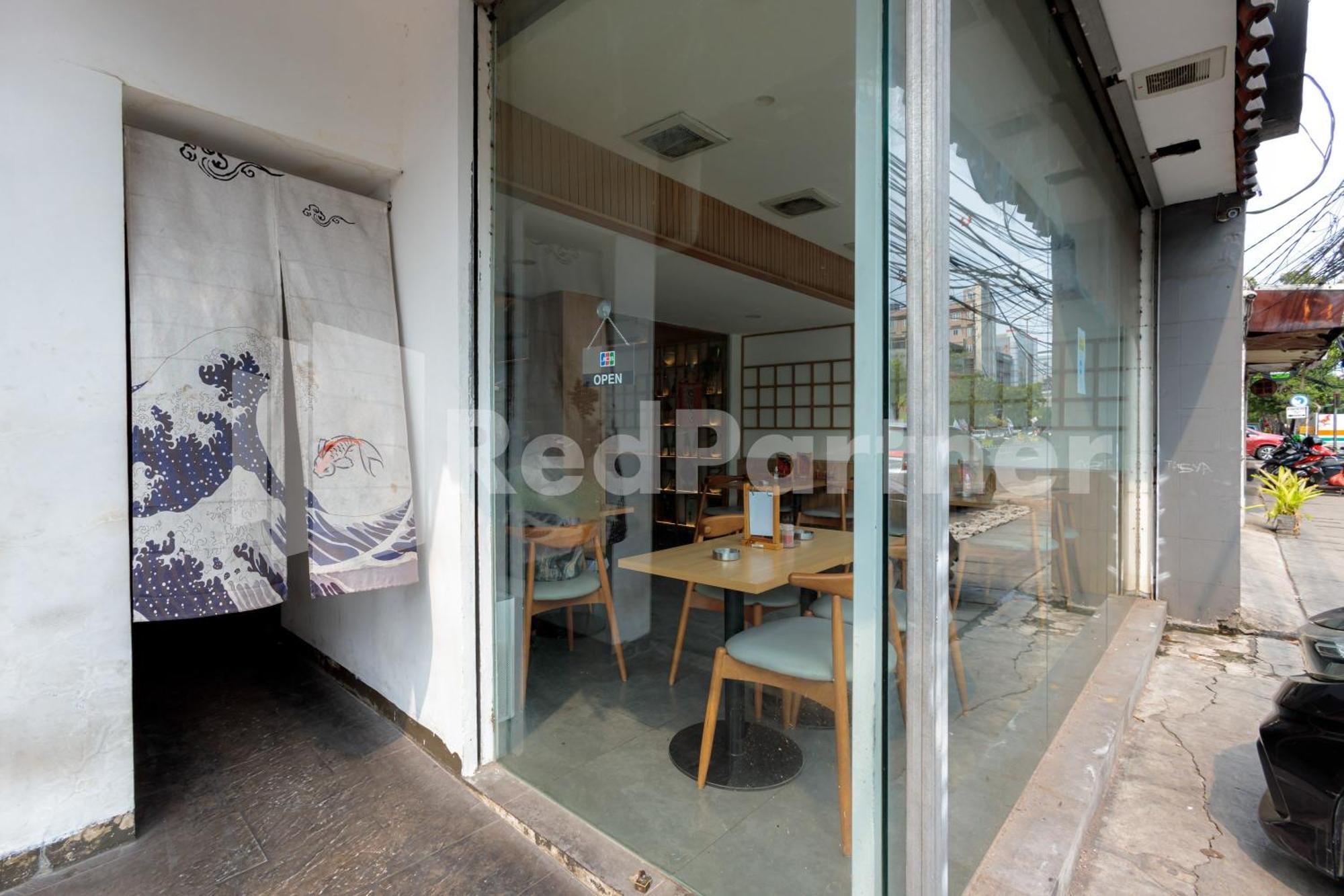 Ichiza Room Redpartner Jakarta Exterior photo