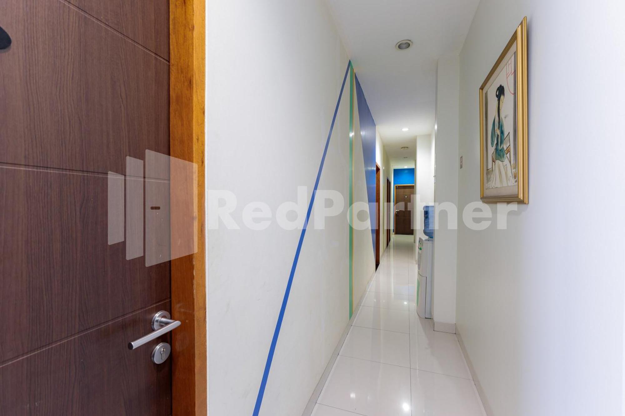 Ichiza Room Redpartner Jakarta Exterior photo