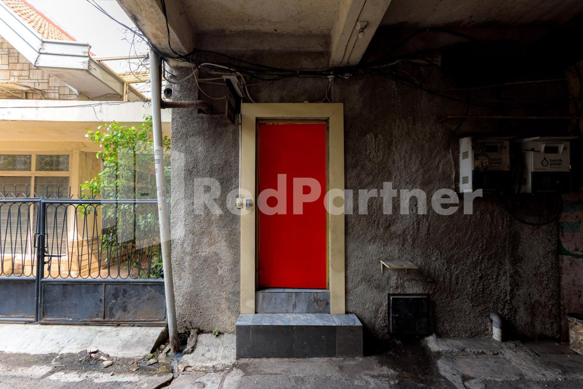 Ichiza Room Redpartner Jakarta Exterior photo