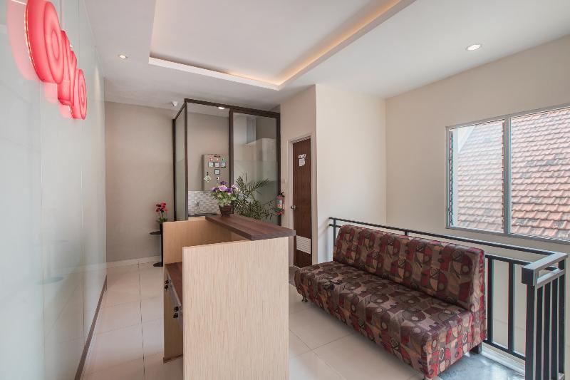 Ichiza Room Redpartner Jakarta Exterior photo
